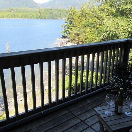 203 At Water'S Edge Apartment Ucluelet Luaran gambar