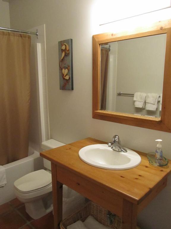 203 At Water'S Edge Apartment Ucluelet Bilik gambar